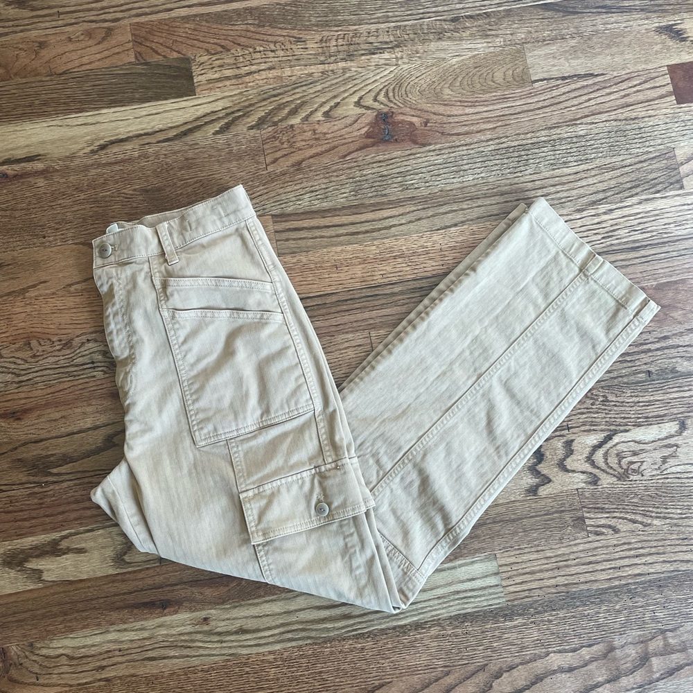 Madewell 90s Straight Cargo Pants Size 28 relaxed fit Khaki